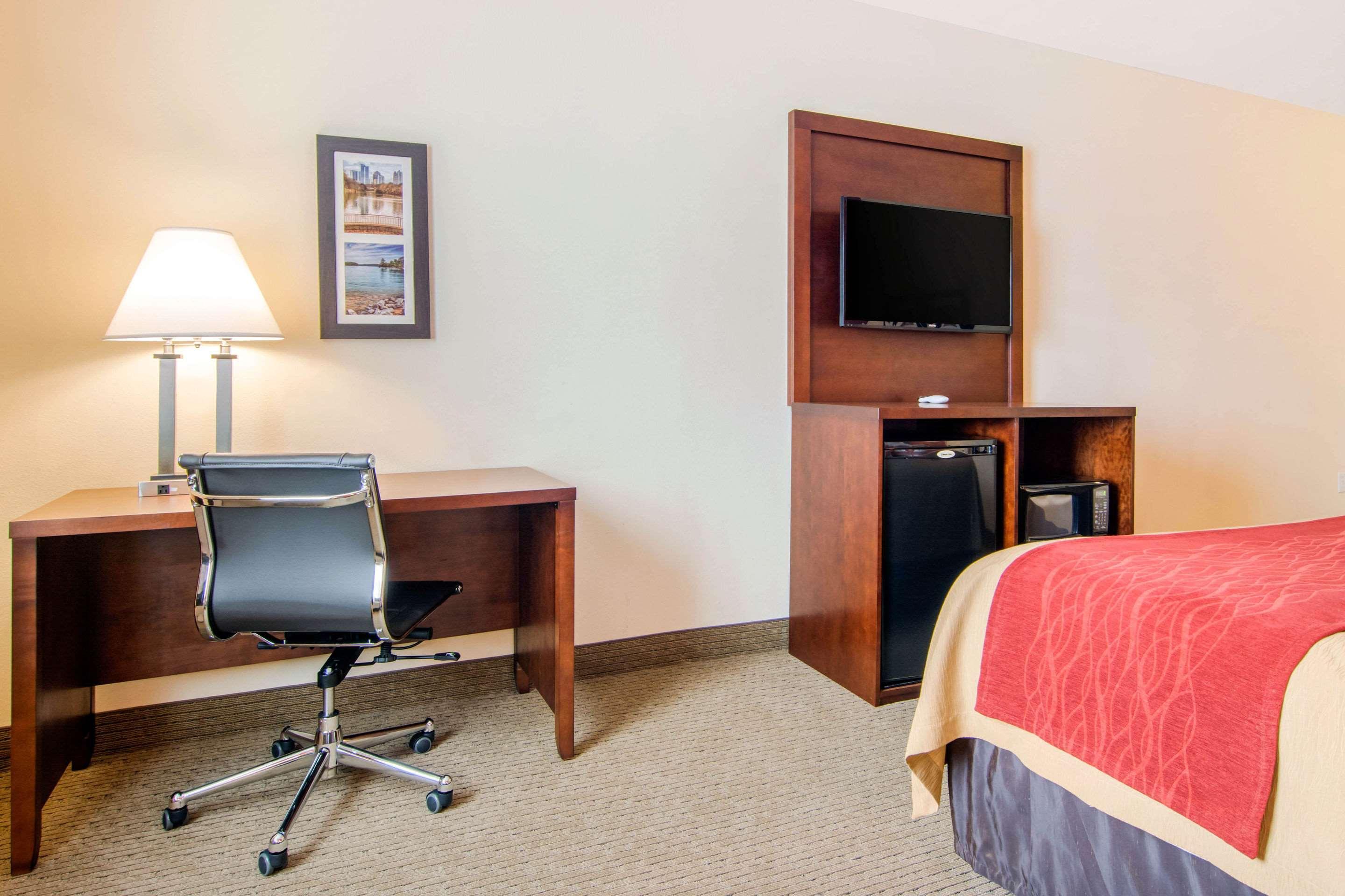 Comfort Inn & Suites Вилла-Рика Экстерьер фото