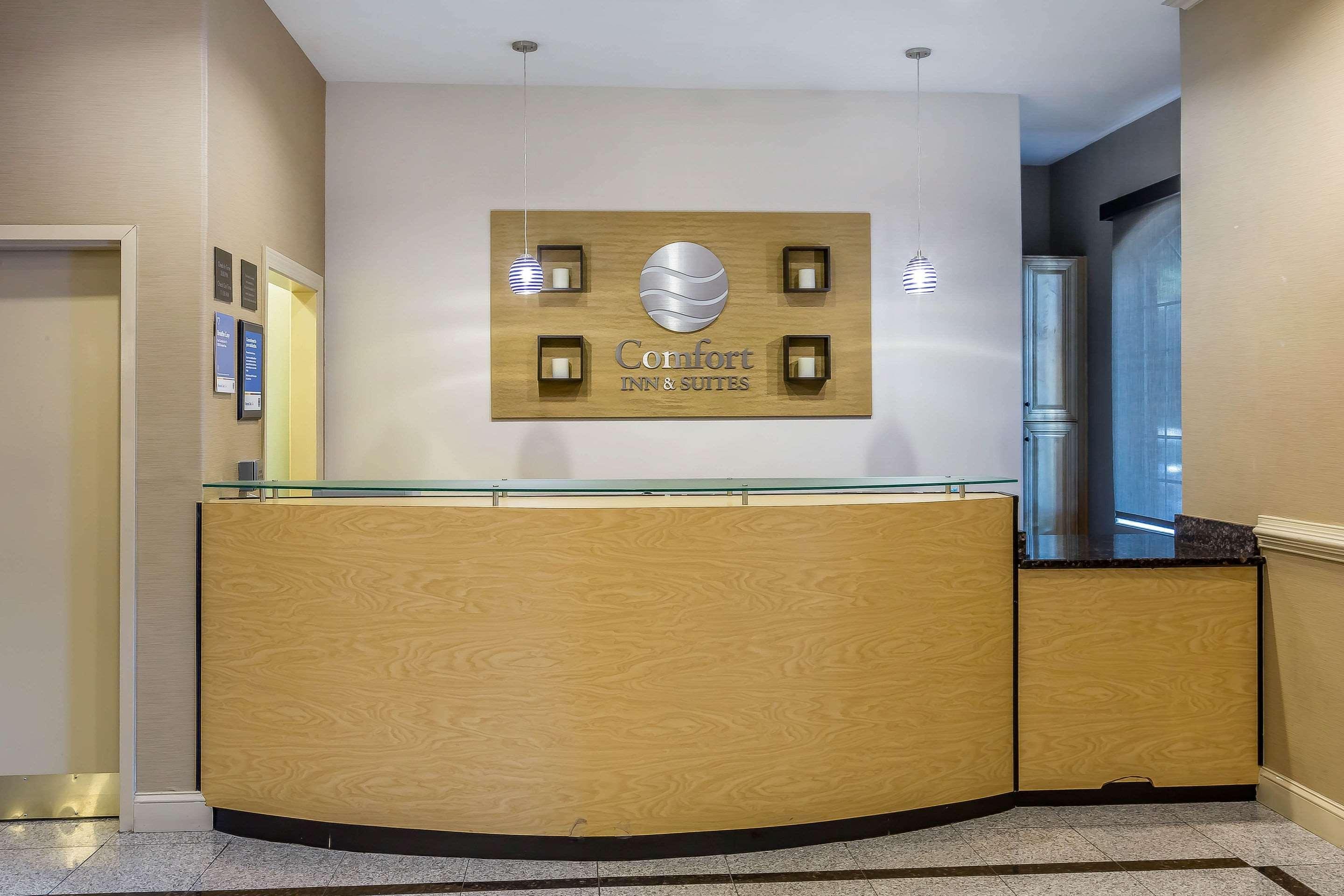 Comfort Inn & Suites Вилла-Рика Экстерьер фото