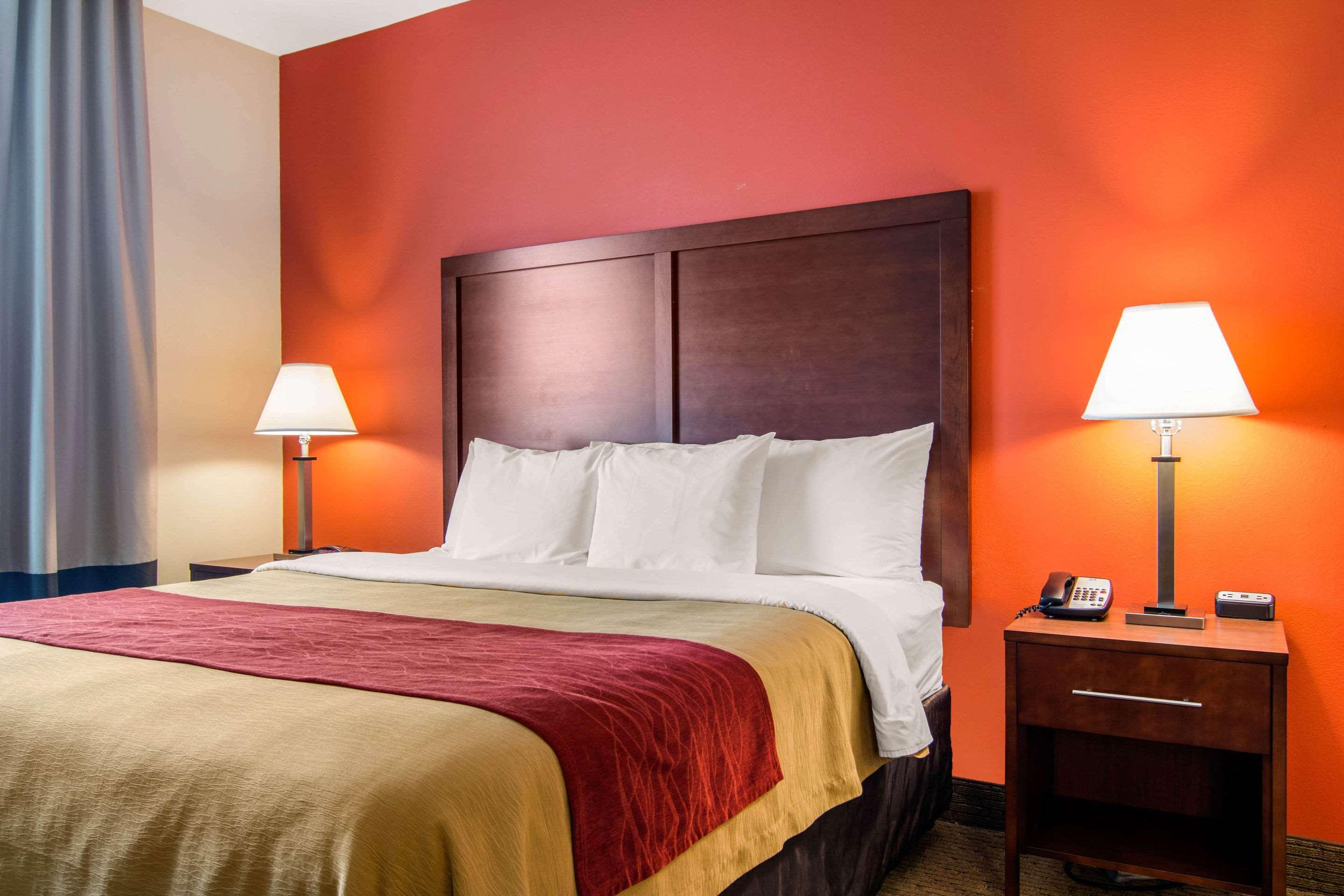 Comfort Inn & Suites Вилла-Рика Экстерьер фото