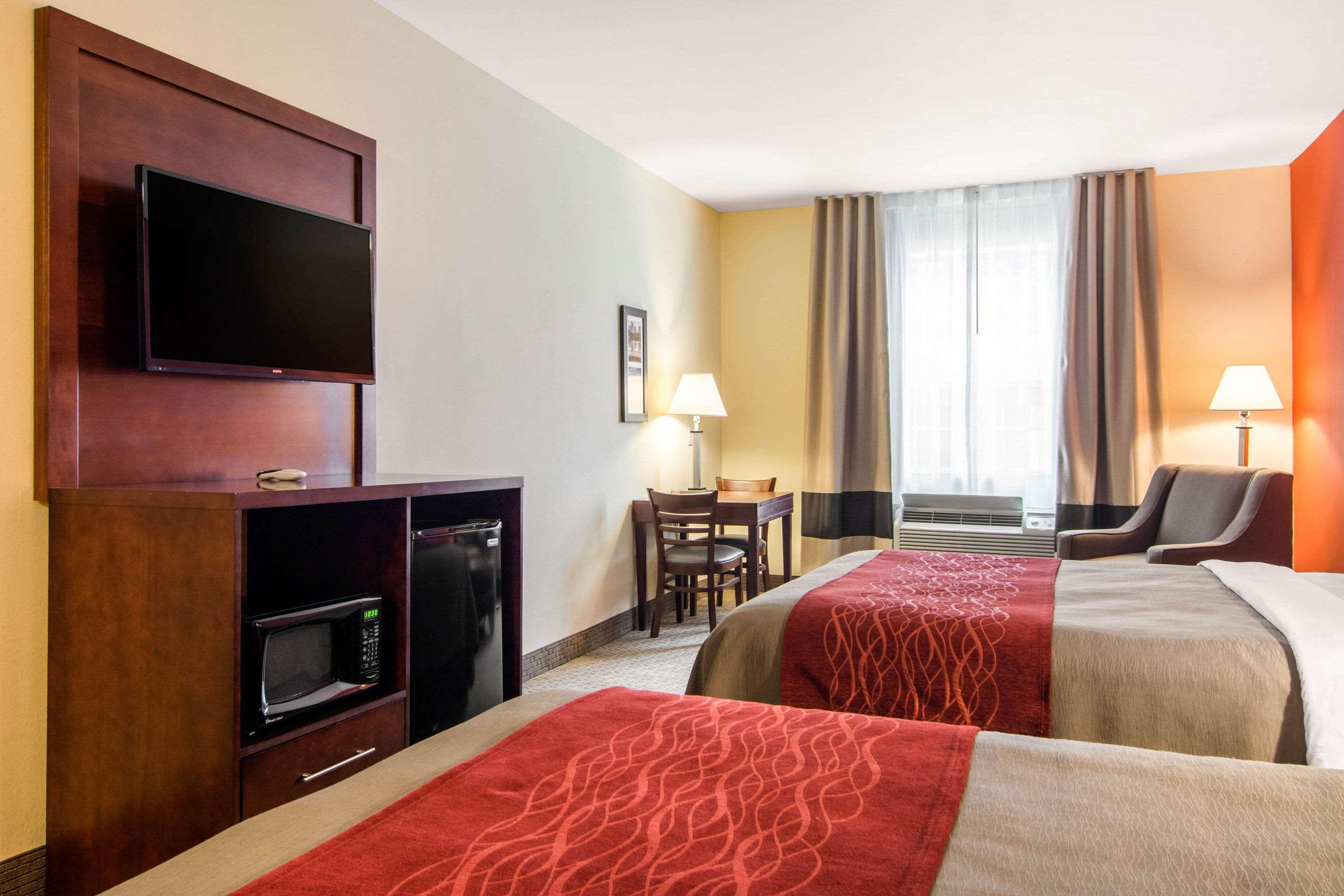 Comfort Inn & Suites Вилла-Рика Экстерьер фото